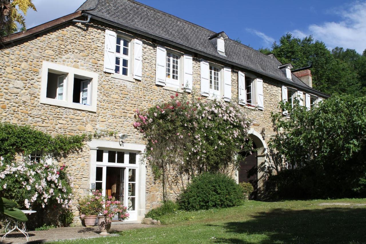 La Ferme Dague Bed & Breakfast Lasseube Exterior foto