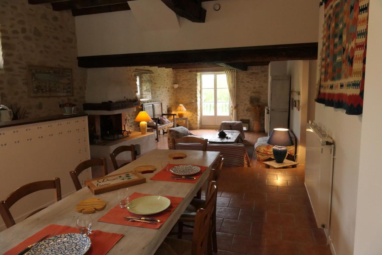 La Ferme Dague Bed & Breakfast Lasseube Exterior foto